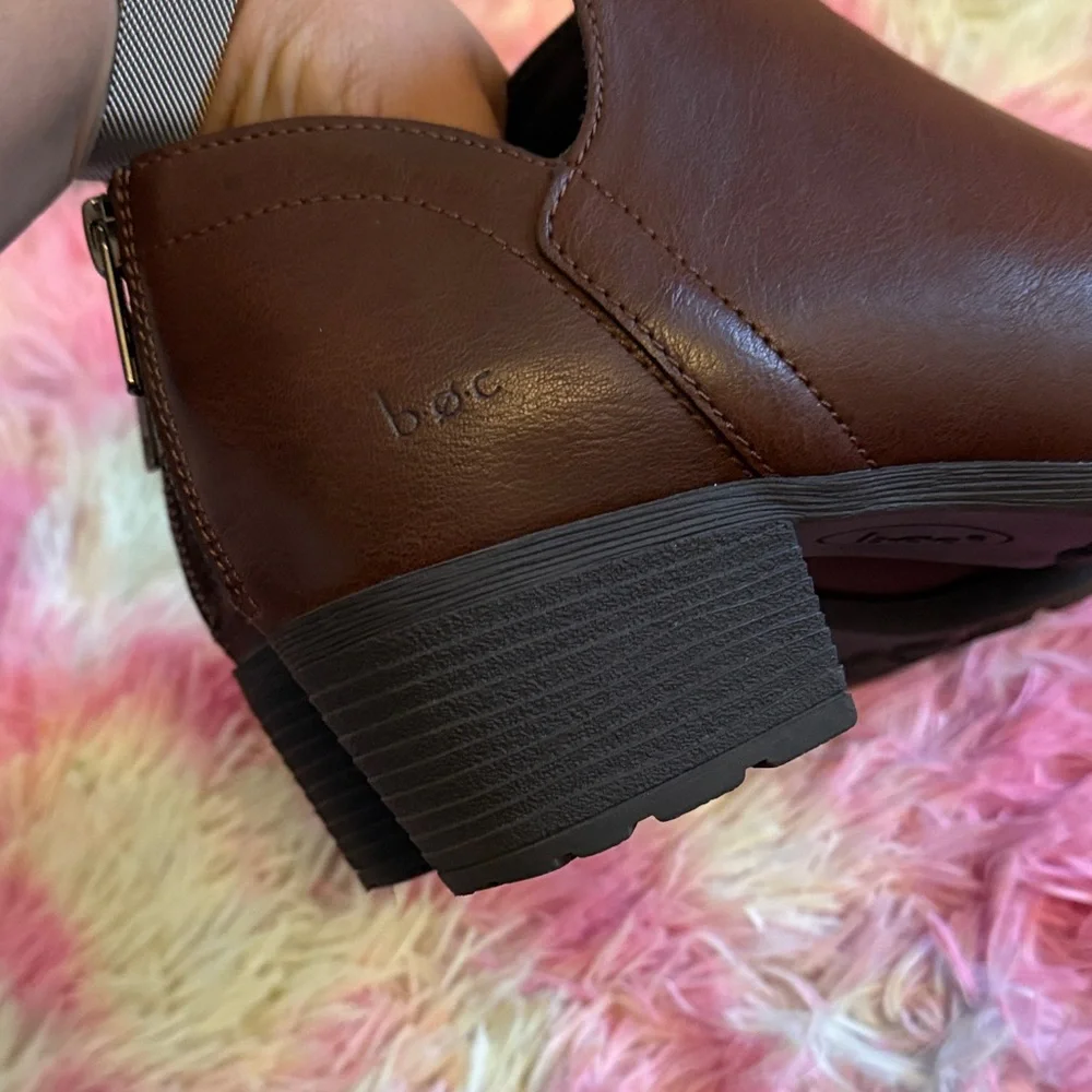 Chic Brown Faux  Leather Ankle Boots NWOT!